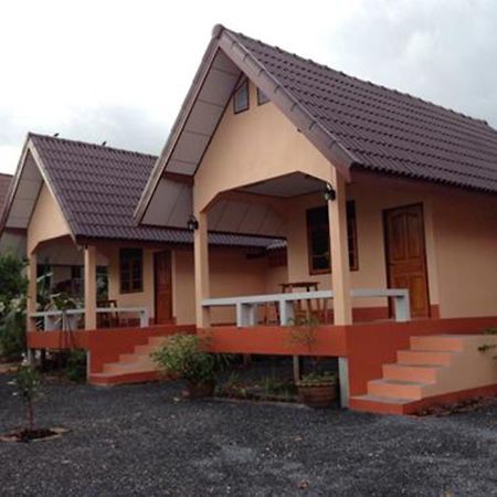 Chuanchom Resort Phatthalung Bagian luar foto