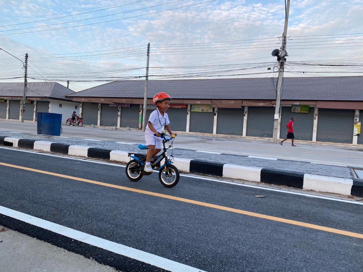 Chuanchom Resort Phatthalung Bagian luar foto