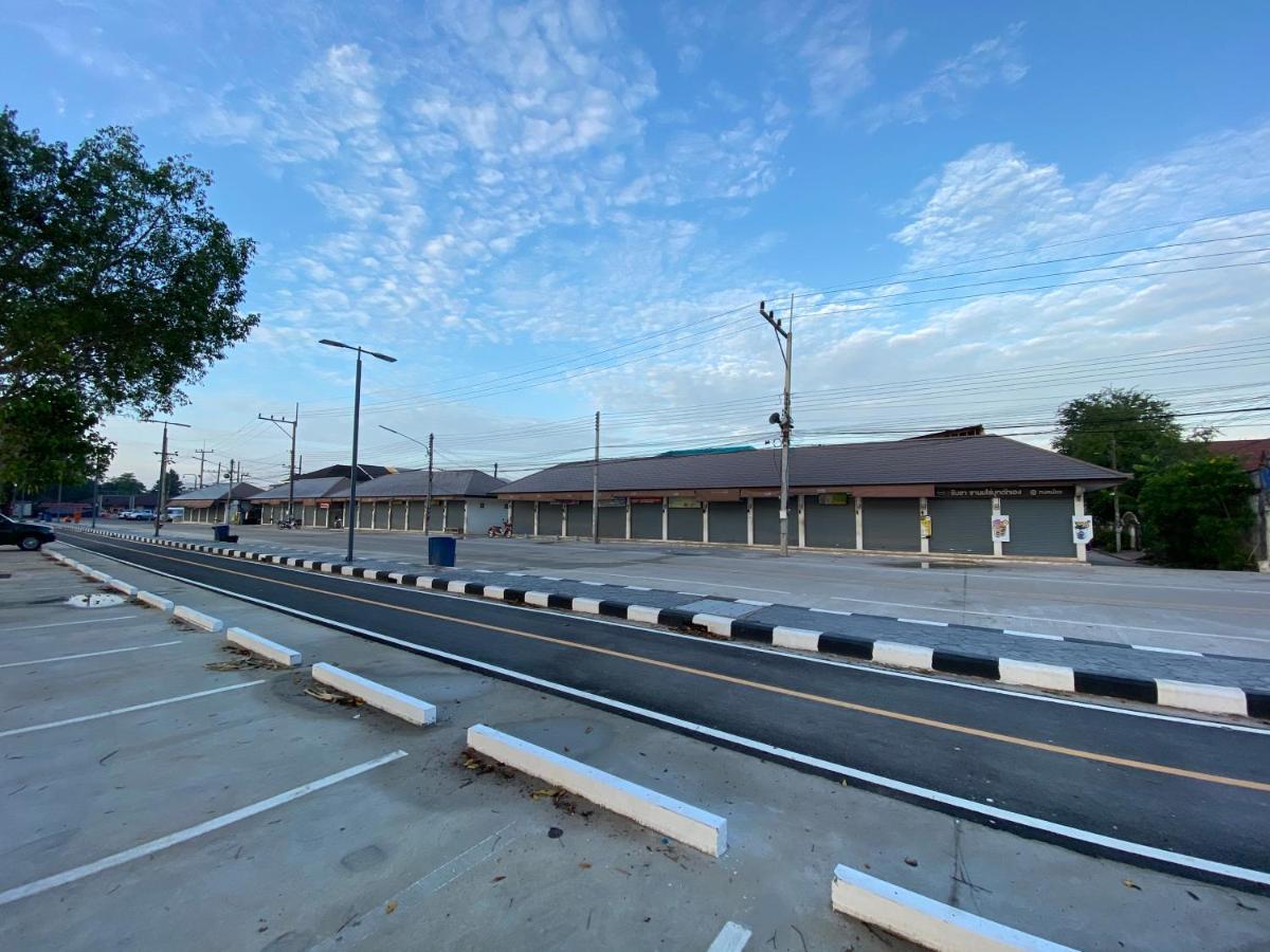 Chuanchom Resort Phatthalung Bagian luar foto