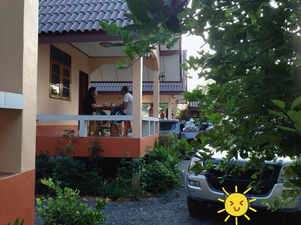 Chuanchom Resort Phatthalung Bagian luar foto